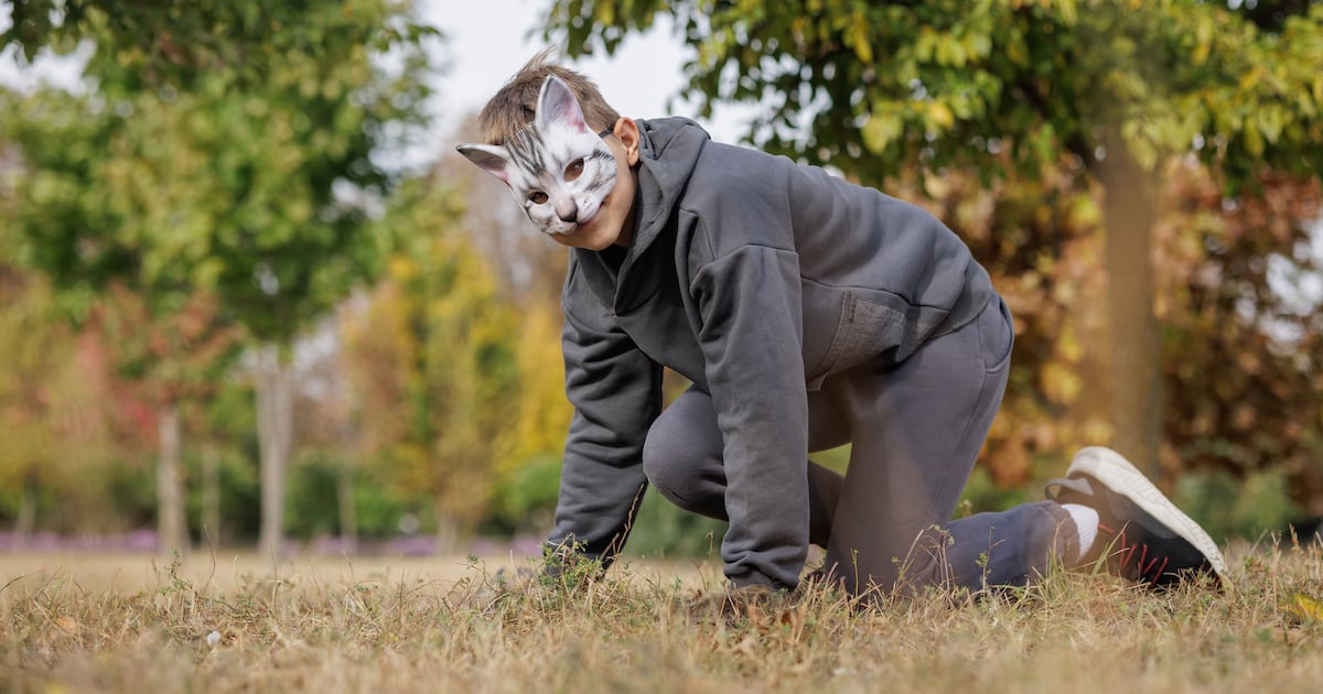 Therians in Reality: Quadrobics, Community, and Identity Exploration